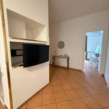 Genlis Apartman *