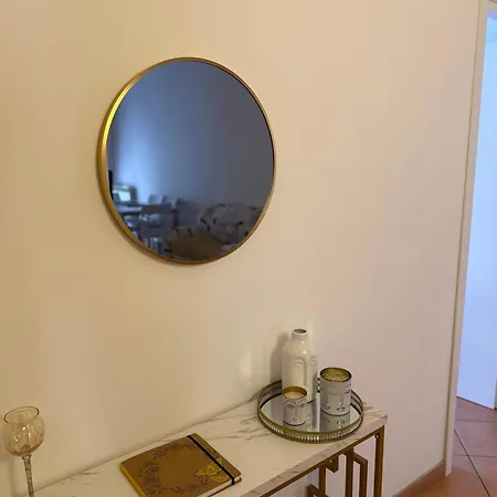 Genlis Apartman Cardito